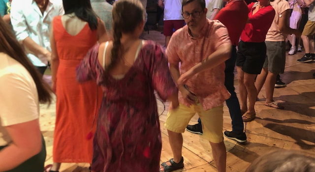 🎉 Une soirée inclusive qui fait danser tout le monde 🎉 Une soirée inclusive qui fait danser tout le monde